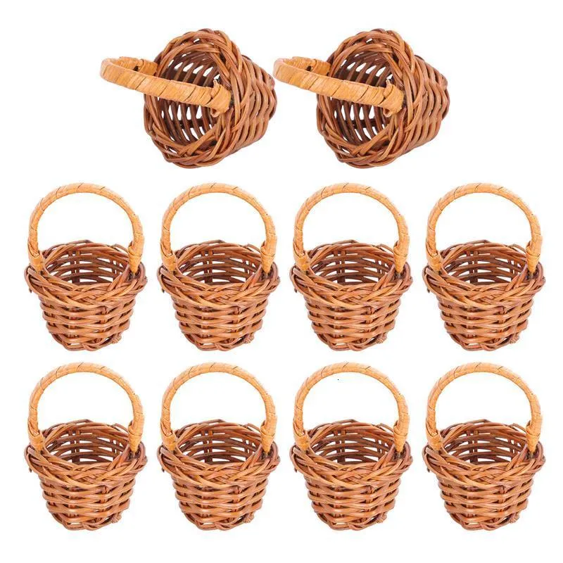 Storage Baskets 10PCS Small Flower Handheld Woven Office Decor Mini Pastoral Furniture Sundries 230510