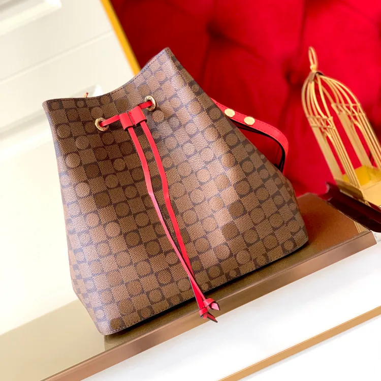 Neonoe crossbody 2025
