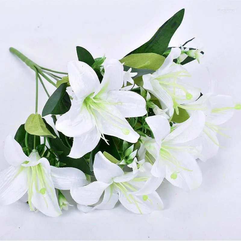 Dekorativa blommor Artificial Lily 5 Heads Wedding Party Besök Patient Gift Bouquet Home El Banket Office Garden Art Decoration