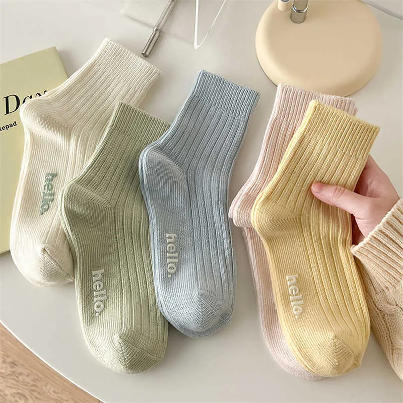 Chaussettes Bonneterie Belles chaussettes de mode japonaises pour femmes 2023 nouvelles chaussettes en coton doux pour femmes printemps été respirantes absorbant la sueur fraîche chaussettes colorées P230511
