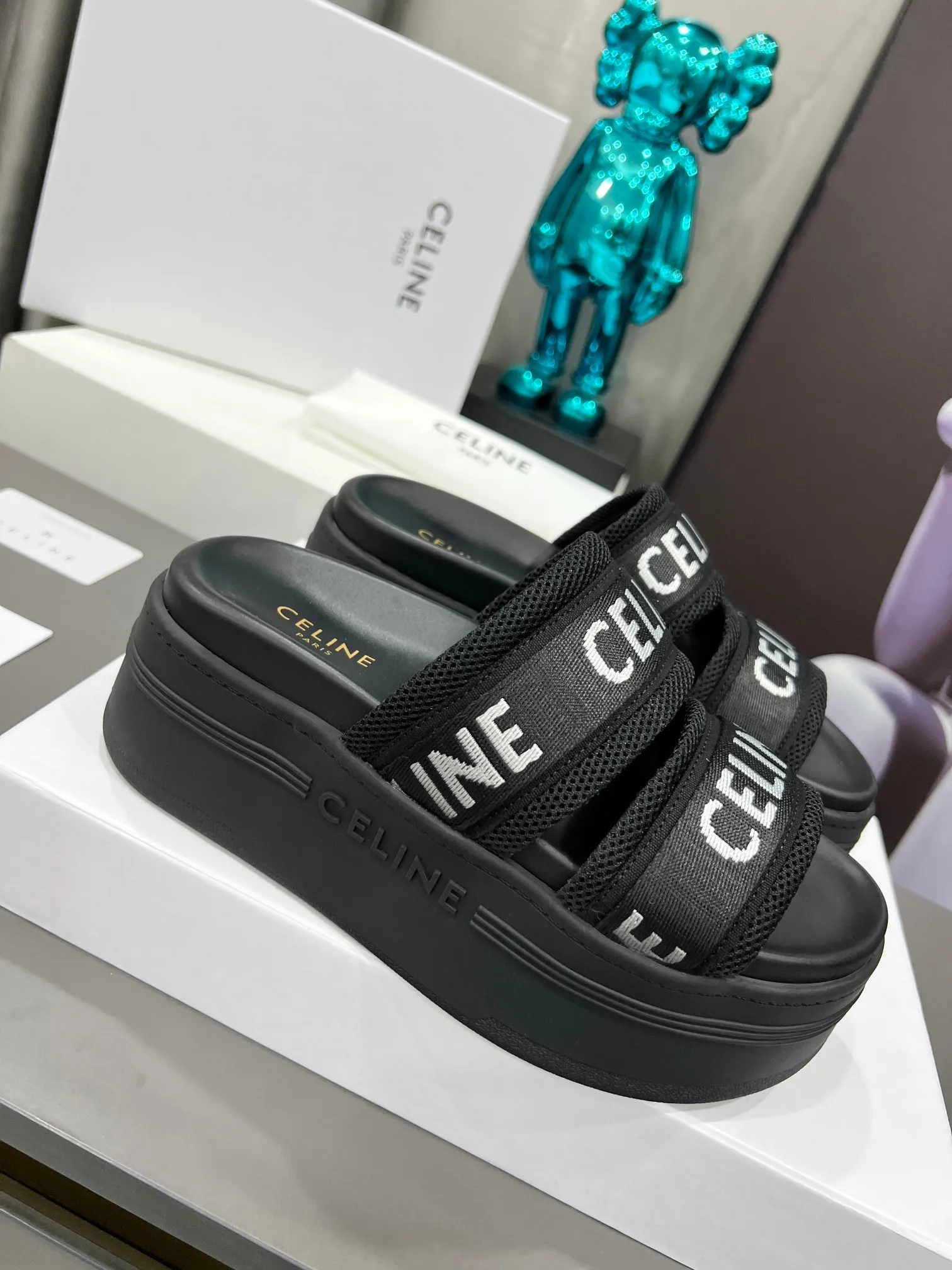 DHgate Womens Black and White Optic Mesh Textile Slide Sandals with Celene Jacquard Pattern Shoes Accessories