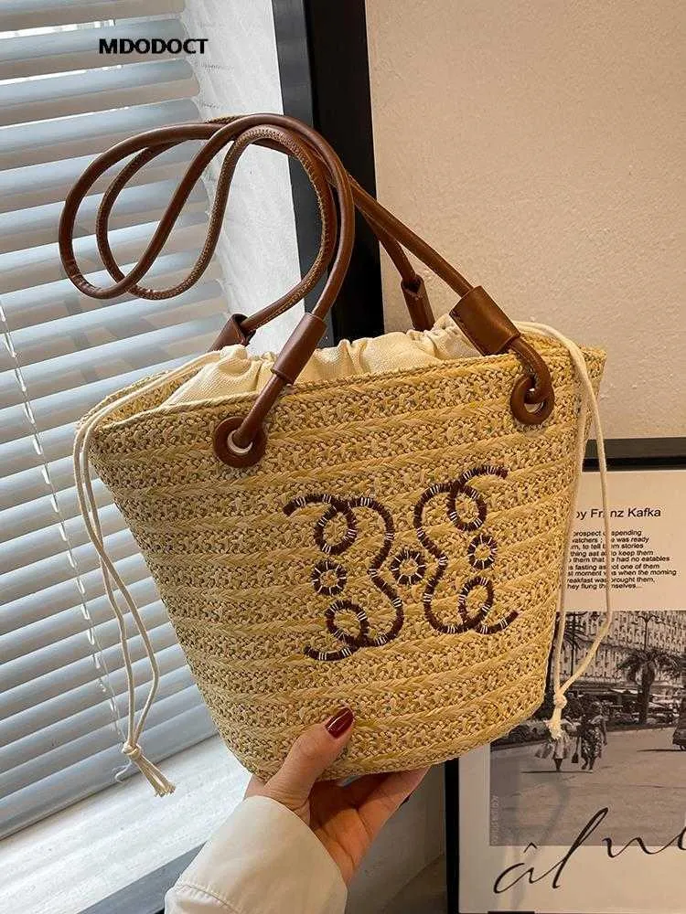 Summer Fashion Straw Woven Shoulder Bags Luxury Designer Large Capacity Crossbody for Women 2023 New Casual Versatility Handbags 230512