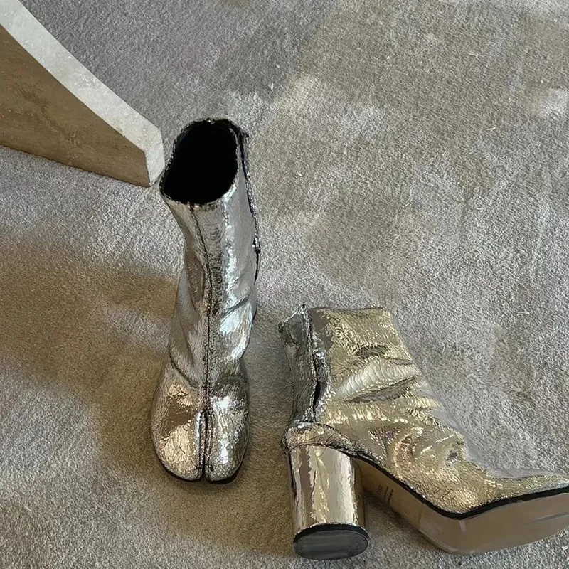 Tabi boots price hotsell