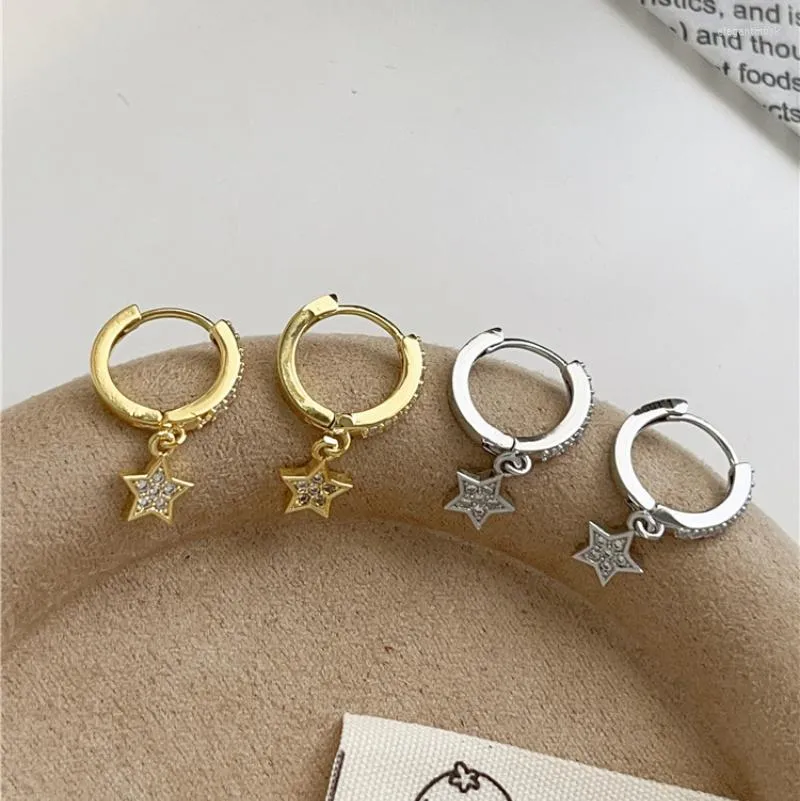 Brincos de argola requintados shiny shiny star star Pentagram Charms feminino coreano Earings para mulheres acessórios para mulheres 2023