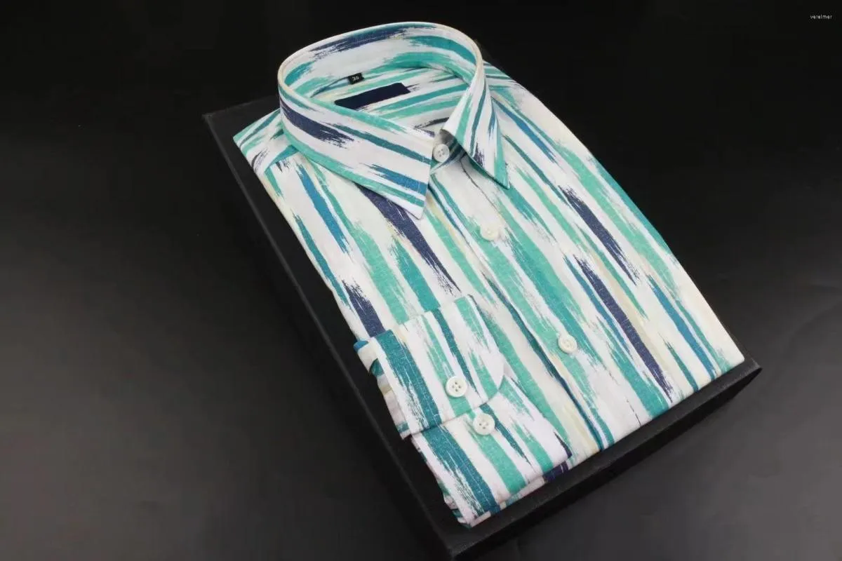 メンズカジュアルシャツハイエンドテーラードデジタル印刷メンズシャツスタイリッシュな緑の青い不規則なパターンを測定するためにプレミアムクロクティ