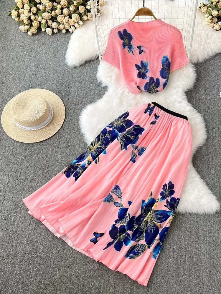 Summer Two Piece Outfits Vibrant Knee-Length Dress With Abstract Print And  Flared Skirt