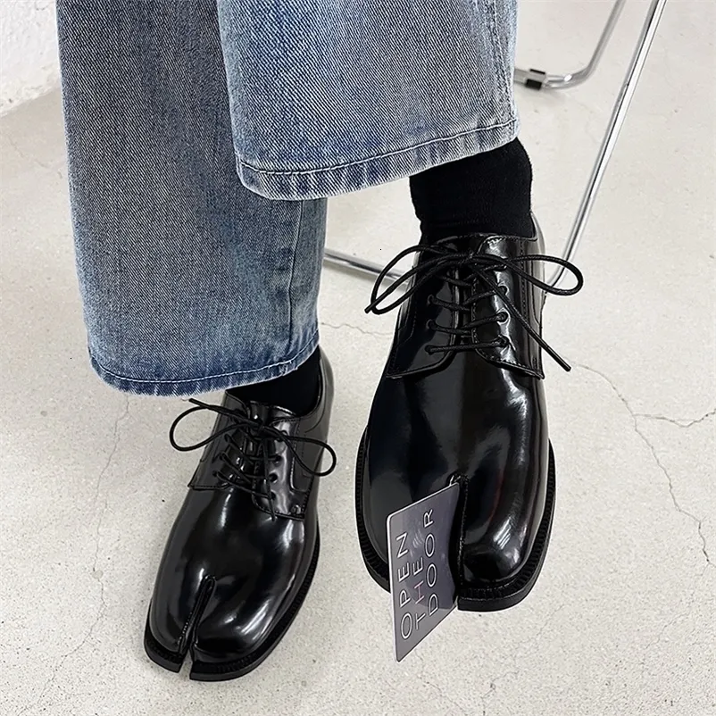 Mens Split Toe Lace Up Tabi Shoes Microfiber Casual Designer Footwear For Men From Brand shopping 28.73 DHgate.Com