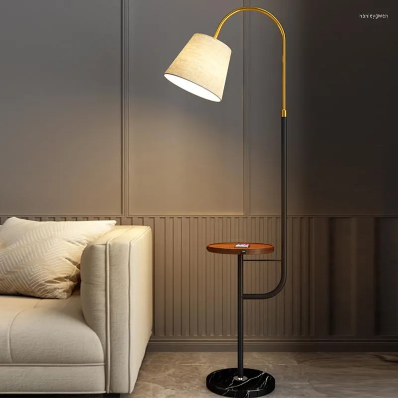 Golvlampor lampa modern minimalistisk vardagsrum sovrum studie matsal ledning soffbord sängplats