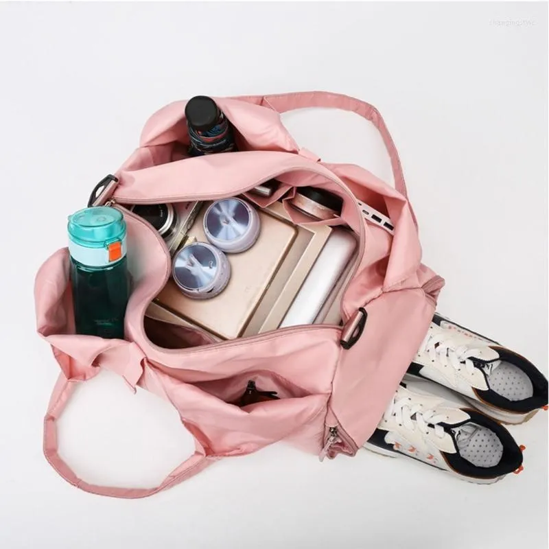 Gym bag with shoe compartment and yoga mat holder hotsell