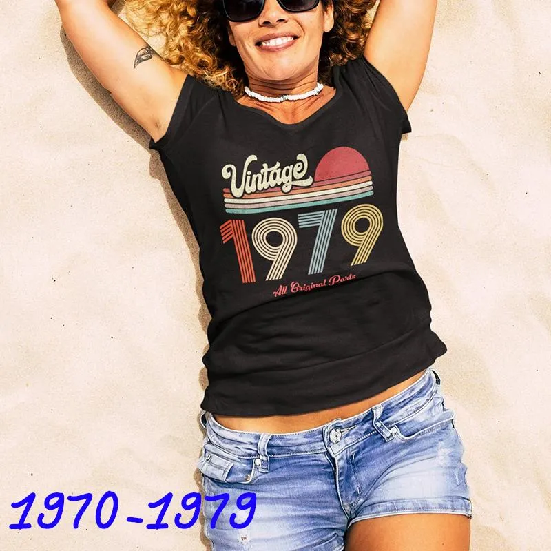 T-Shirt Vintage 1970 1979 TShirt Women 4251 50 Years Old 51st 50th Birthday Gift Idea Mom Girls Wife Daughter Top Tshirt Tee Shirt