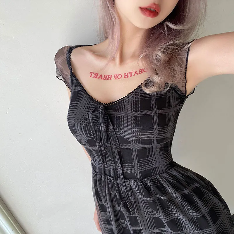 Summer Chic: Lattice Pattern A-Line Mini Black Smock Dress for Women - Short Sleeve, Stretchy & Comfortable Streetwear