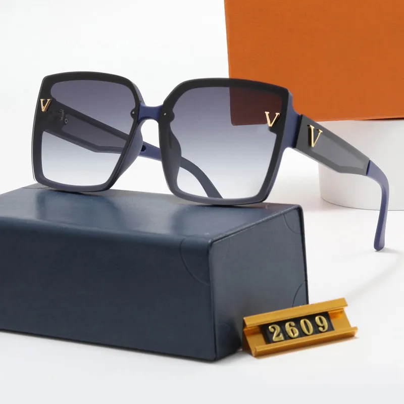 Designer-Sonnenbrille für Damen und Herren, Damen-Sonnenbrille mit Blumenlinse, UV 400, Buchstaben-Designer-Sonnenbrille, Unisex-Brille, Sonnenbrille, Schwarz, Grau, Strand, Adumbral