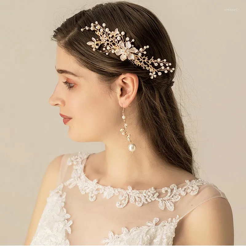 Hårklipp Boho Gold Color Branch Comb Pearls Bridal smycken Floral Kvinnor Huvudstycke Handgjorda bröllopstillbehör