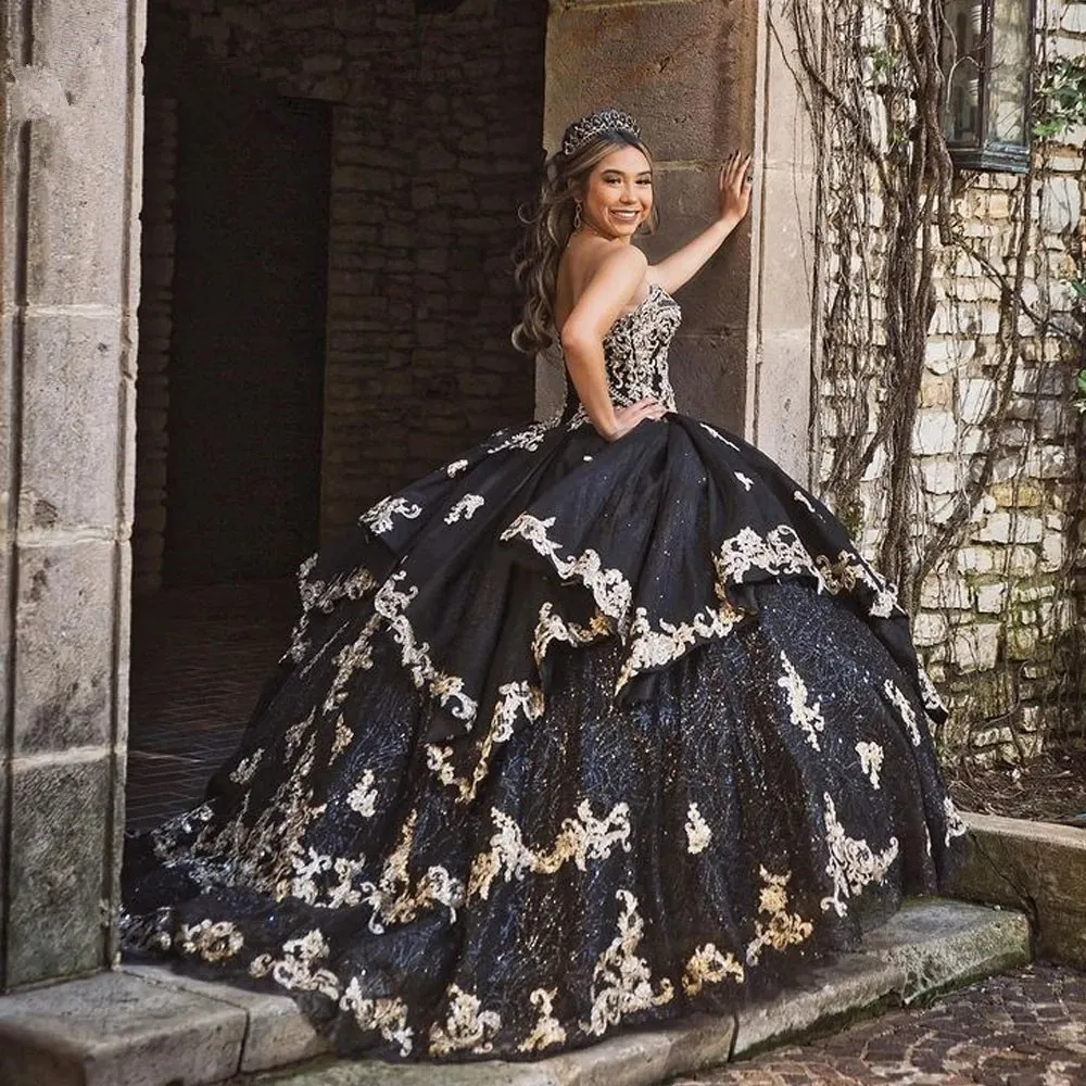 Schwarze Quinceanera-Kleider, Perlen, Pailletten, Applikationen, Prinzessin, Abschlussball, süßes 16-Kleid, Schnürkorsett, Vestidos de 15 Jahre