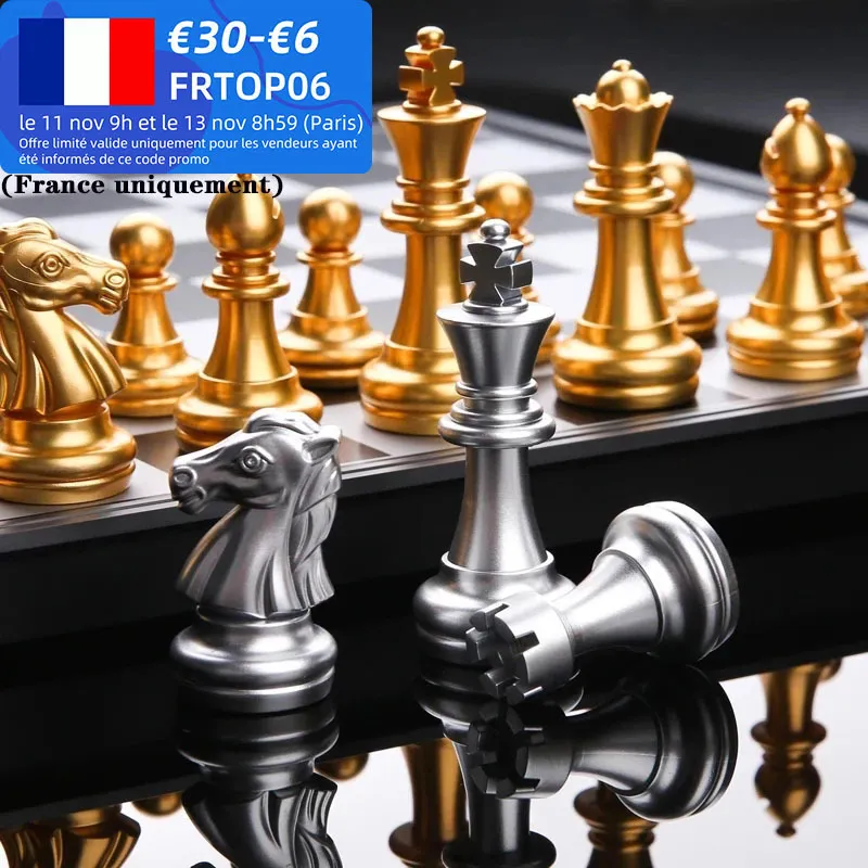 Jeux d'échecs Ensemble médiéval avec plateau de haute qualité 32 pièces d'or et d'argent Ensembles de figurines de jeu de société magnétique Szachy Checker 230512