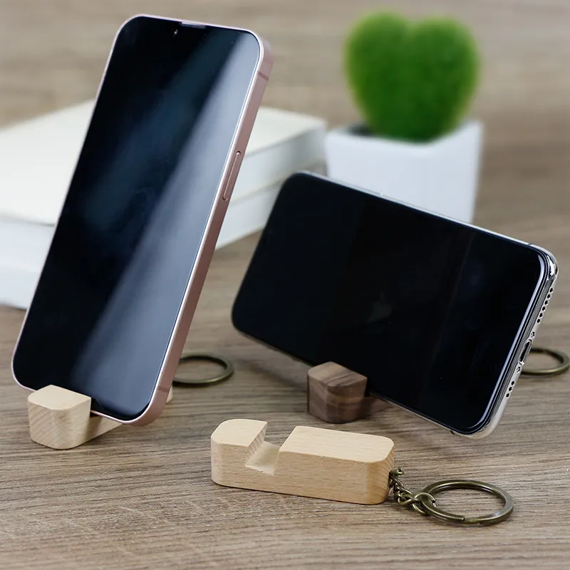 Zwarte walnoot houten draagbare mini mobiele telefoon houders luxe sleutelhangers voor vader cadeau set nieuwe aankomst promotionele kerstsleutel ketens metalen telefoonhouder