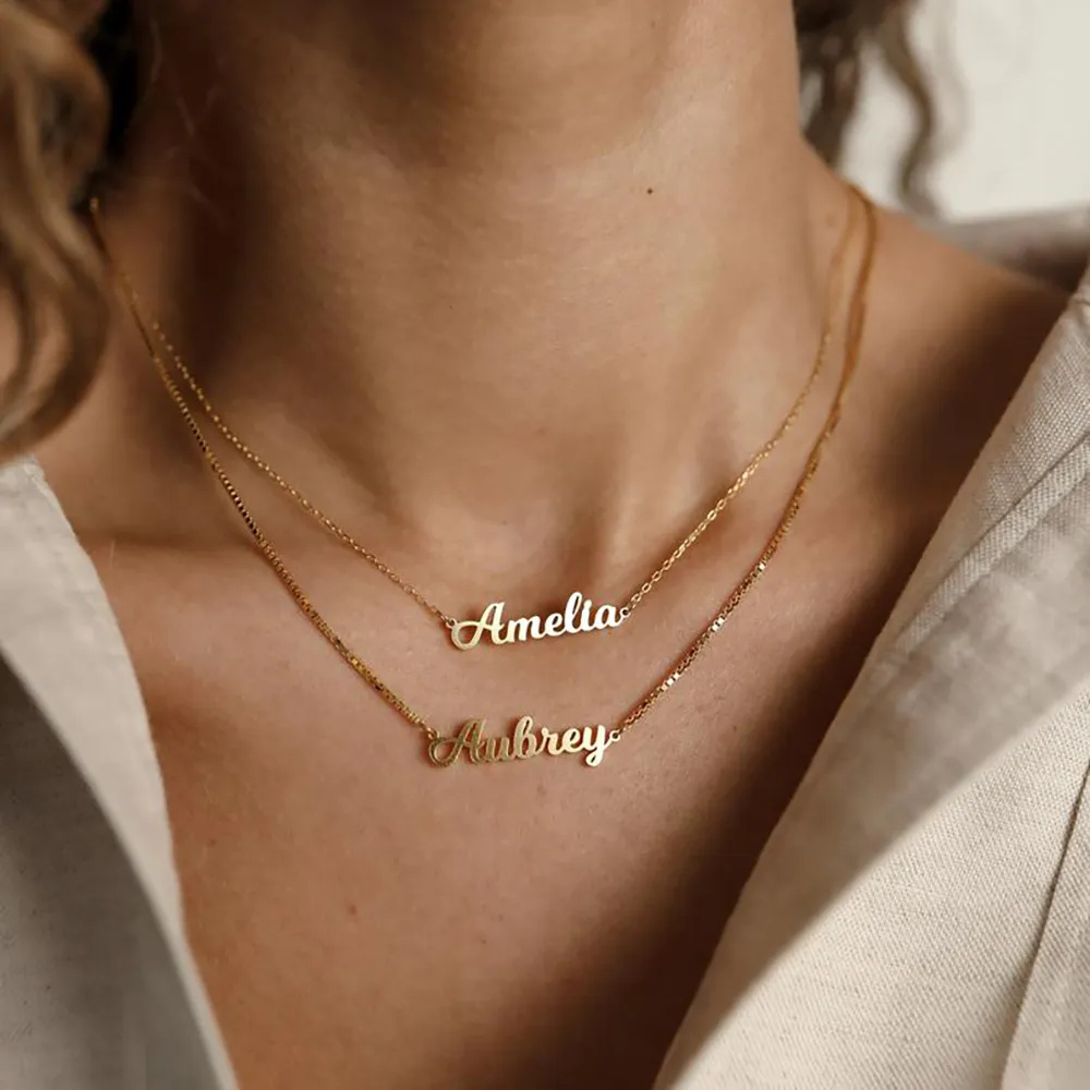 Collana con nome personalizzato per donna Gioielli in acciaio inossidabile dorato Ciondolo con targhetta personalizzata Ciondolo con catena a croce Regalo di Natale