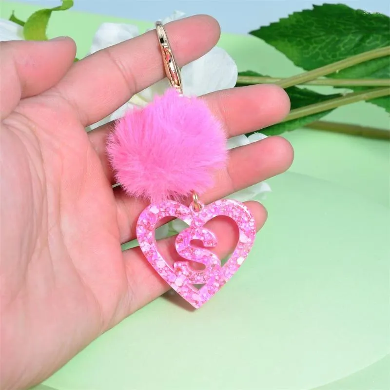 Keychains Heart Pompom Letter Glitter Glitter Glitter A-Z Iniciais