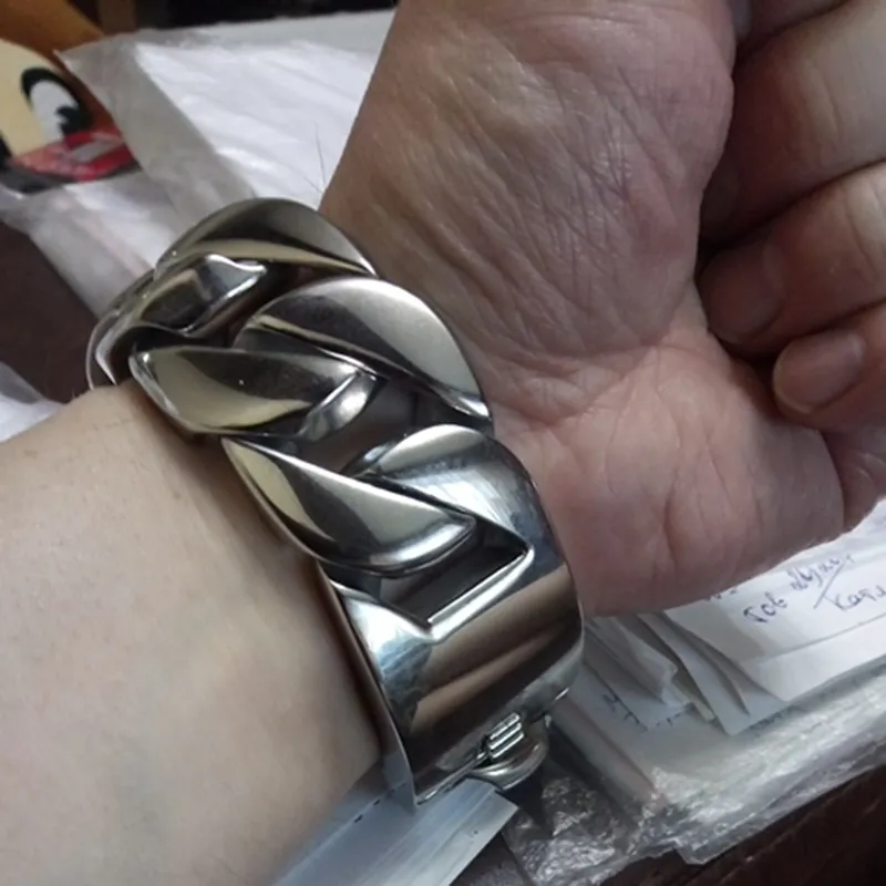 Thick outlet metal bracelet