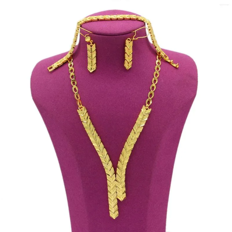 Halsband örhängen set dubai/arab/etiopisk guldfärg/kopparhalsbandsbröd. Särskilt smycken afrikanska kvinnor brud