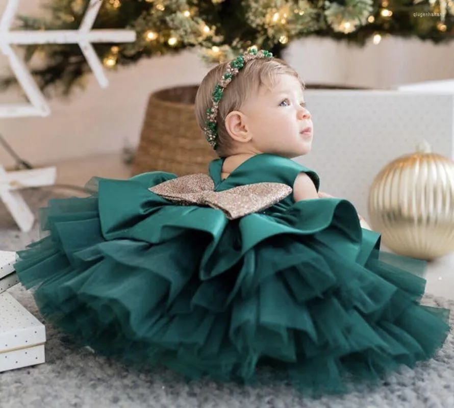 Meisjesjurken 4 kleuren schattige baby voor een jaar feest of bruiloft bloemenmeisjes jurk prinses gepocheerd kanten ontwerp met boog