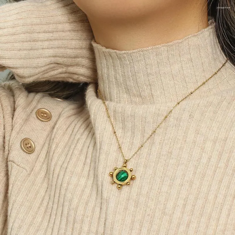 Pendant Necklaces Creative Design Swivel Malachite Disc Necklace Delicate Stainless Steel 18K Plated Link Chain For Women