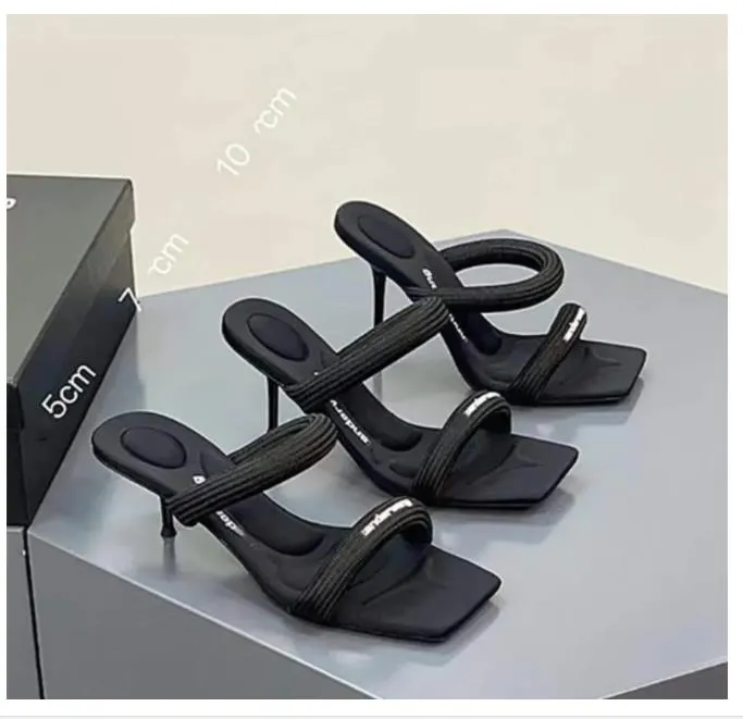 2024Fashionable and beautiful women's high-heeled slippers with curved cool square head design. Leather outsole heel 10cm European size 35-43