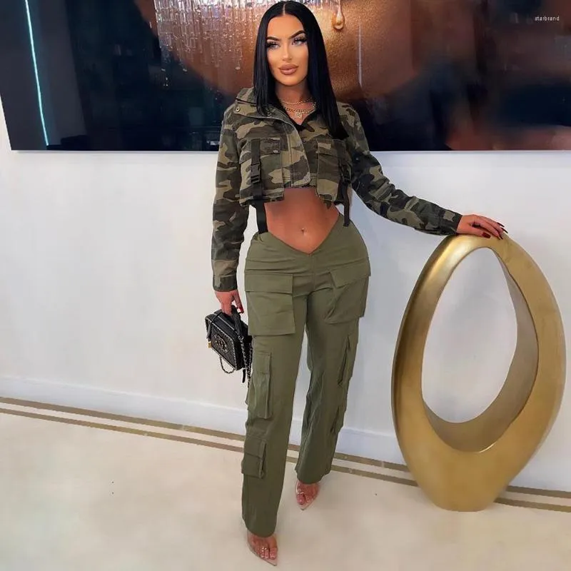 Camouflage jacket womens outfit deals