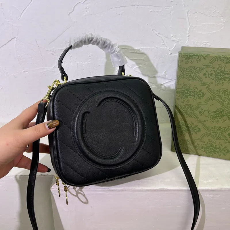 Designer mode axelväskor kvinnor väskor fyrkantiga hobo tote handväska mini koppling handväska liten axel väska kors kropp handväska handväska