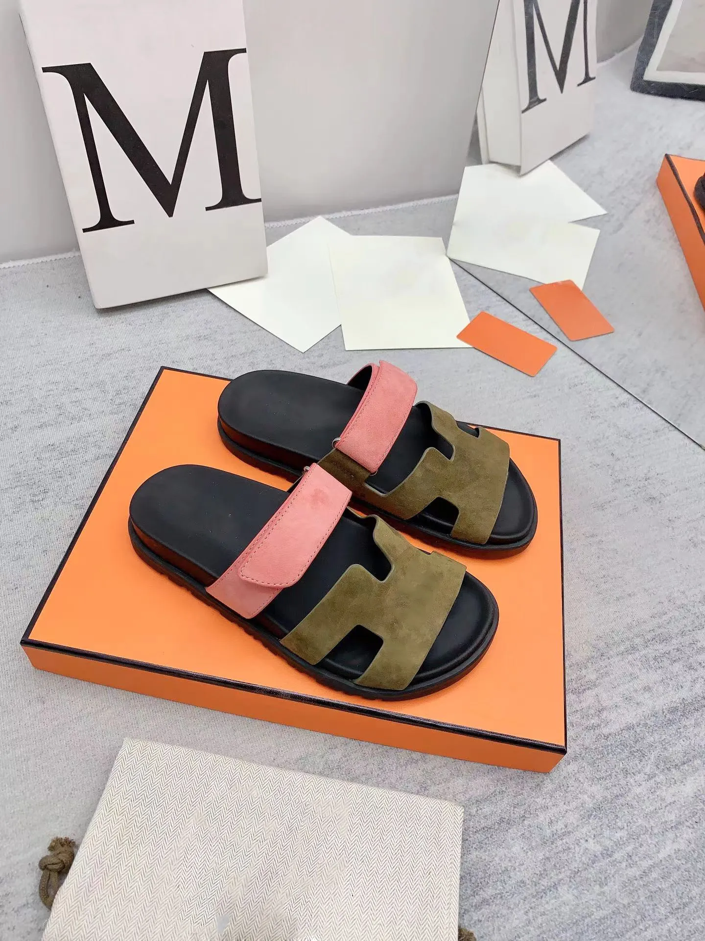 Branded slides for men discount