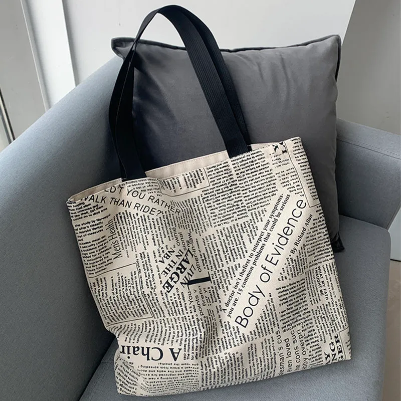 Kvinnor Luxurys Tote Large Capacity Student Bär Canvas Bag Designers Väskor Lady Handväska