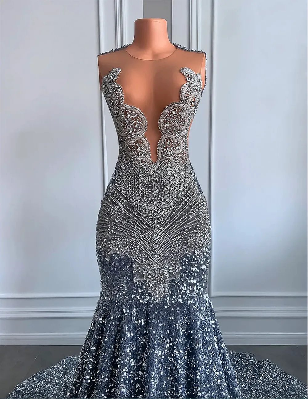 New Sparkly Silver Mermaid Prom Dresses Sheer O-Neck Beads Crystal Diamond Sequined Graduation Party Gowns Evening Gown Sexy Robe