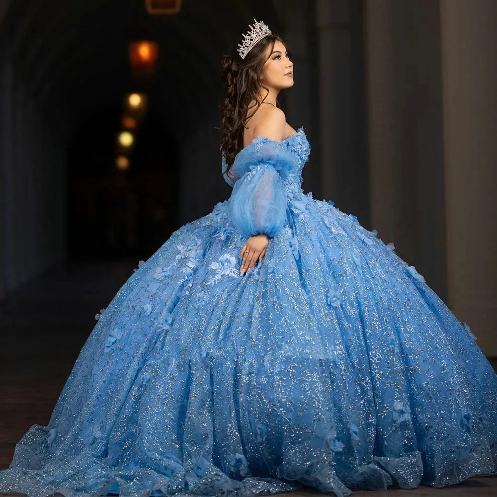 Abiti da quinceanera in cristallo a maniche lunghe blu ghiaccio gillter con spalle scoperte Fiori 3D stringati Corsetto da ballo Abiti Para XV Anos