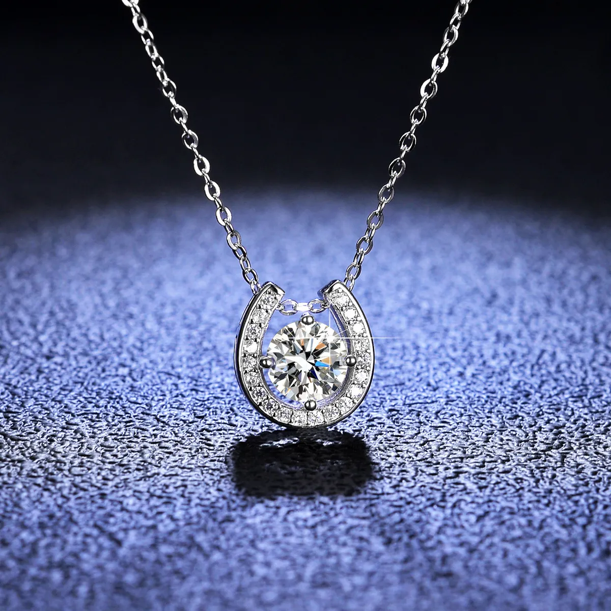 Collar de diamantes de moissanita para mujer, colgante de plata de ley S925, cadena de clavícula con forma de herradura, colgante de plata