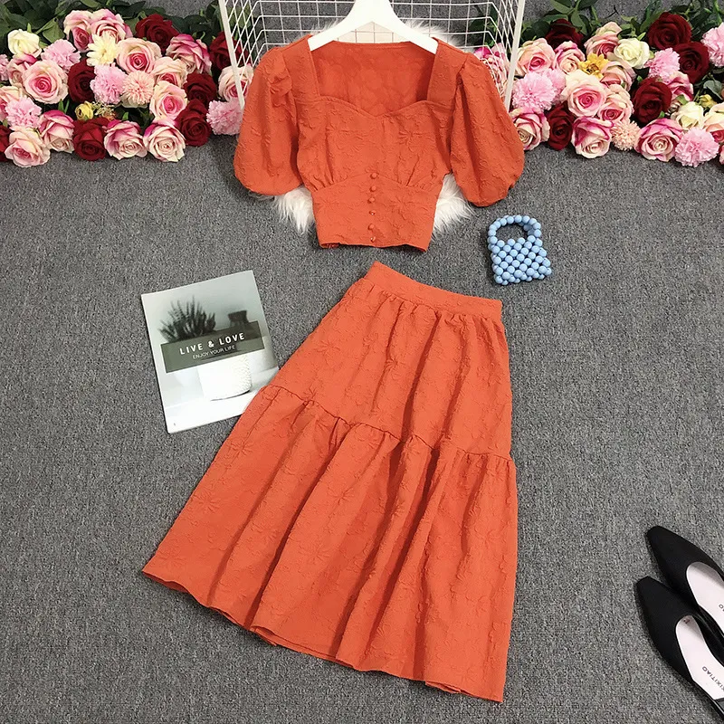 Deux pièces robe femmes chemise ensembles Orange 2 manches bouffantes haut court et jupes costume mode femmes élégant été jupe mi-longue 230512