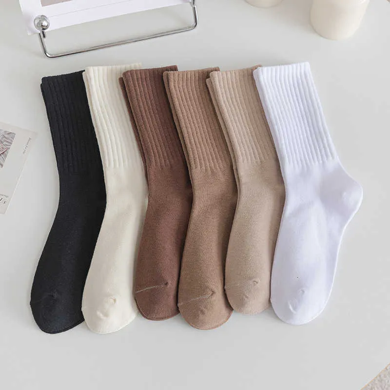 Women Man Socks Wholesale Compression Cotton Black White Autumn Winter Middle Tube Sock Korean Ins Trend Cotton Coffee Retro For Student