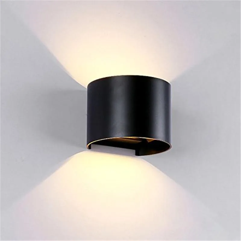 Outdoorowe lampy ścienne Krótkie regulowane wodoodporne 12 W lampa LED w górę/w dół Lampa LED IP67 Montowane światła ogrodowe weranda dekoratyna