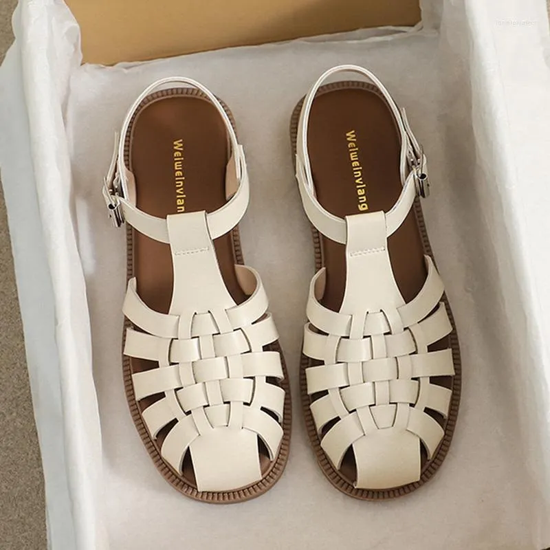 Sandali con tacco piatto in pelle lavorata a maglia da donna romana con punta coperta e cinturino alla caviglia scarpe estive sandali a fascia