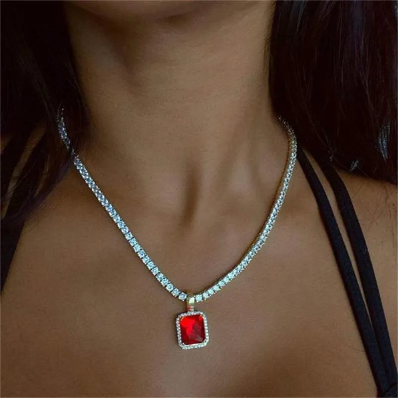 Pendentif Colliers Grand Carré Cristal Collier Rouge Pour Femmes Hommes Vintage Bling Strass Tennis Chaîne Ras Du Cou Diamant Bijoux GiftPendant