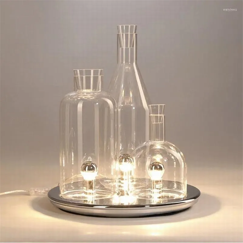 Lâmpadas de mesa Menas de vinho moderno Chamadeiro de vidro de metal transparente Lâmpada de mesa criativa Decoração Iluminação Ta103