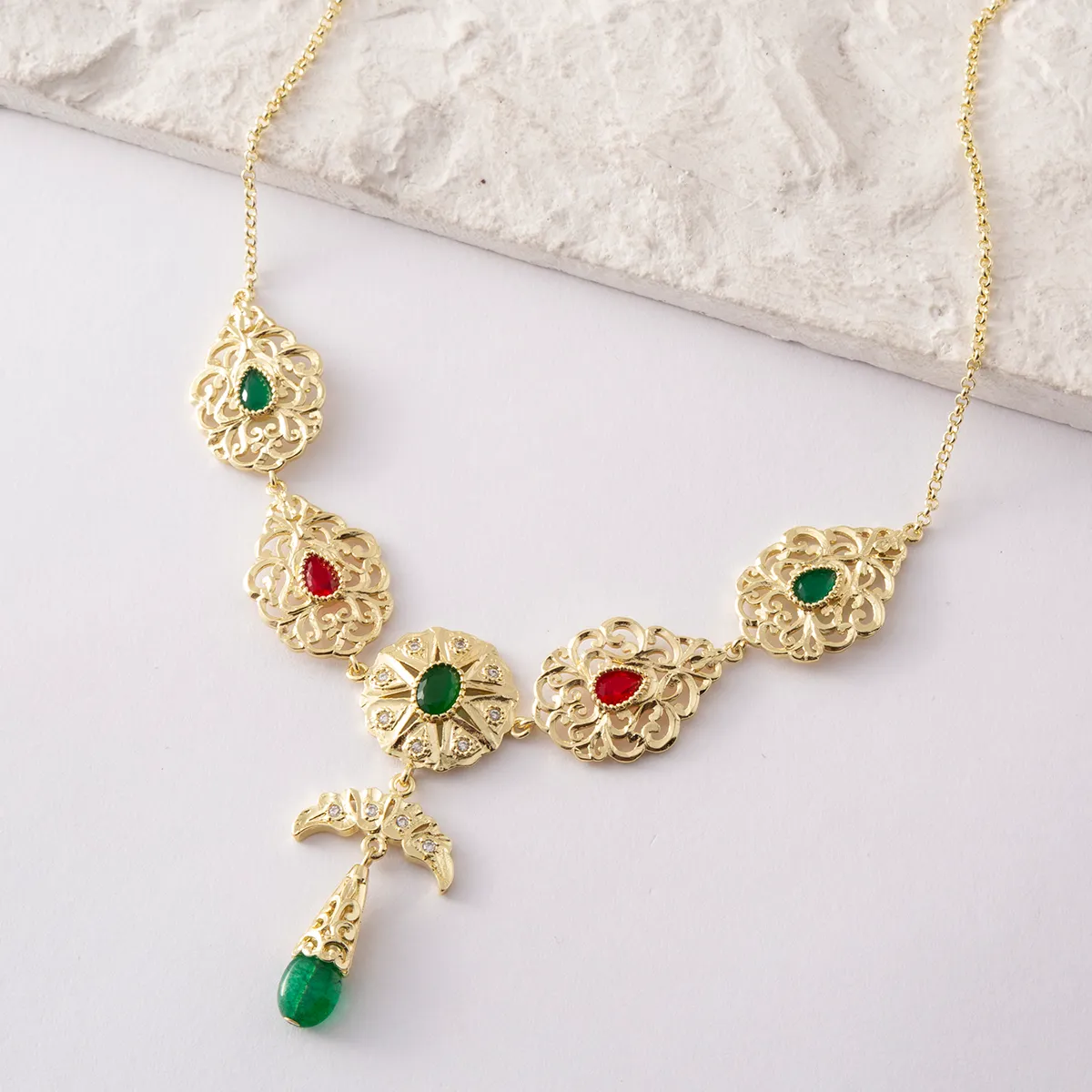 2023 New May Women'S Vintage Necklace Popular Wedding Jewelry Multi Gemstone Bride Exquisite Clothing Jewelry Necklace