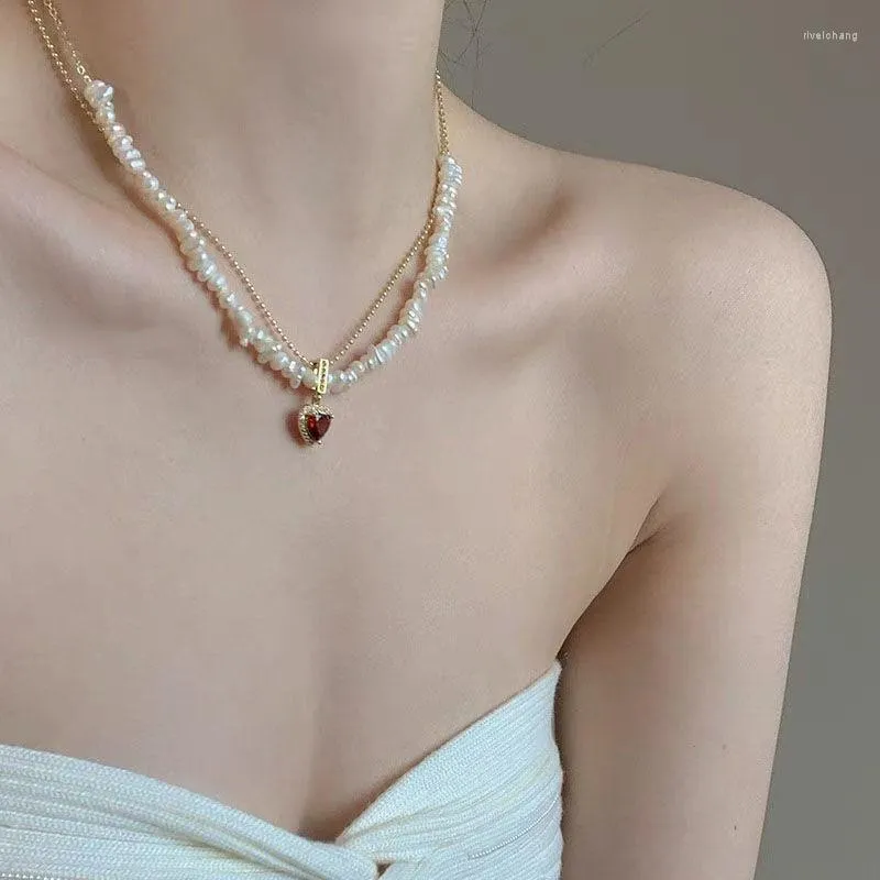 Collares pendientes Minar Romántico Collar de cuentas de perlas de agua dulce para mujeres Corazón de diamantes de imitación rojo Capas dobles Joyería de boda