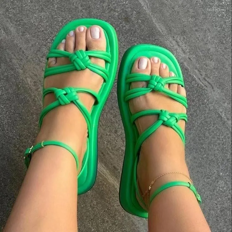 2024 Toe Round Sandals Летняя платформа для тканой квартиры с модой повседневной штучки для приготовления казуальной штуки. Женщины 5