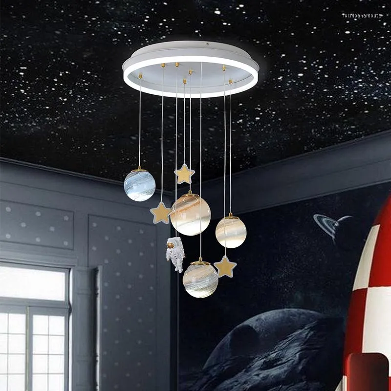 Lampadari Camera dei bambini Lampadario creativo Terra errante Astronauta  Lampada a sospensione Camera da letto Sala da pranzo Corridoio  Illuminazione