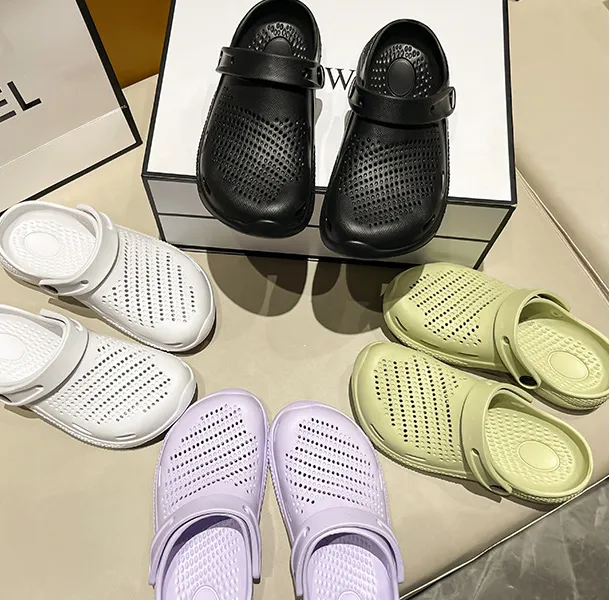 Sandals beach side slippers platform new nurse baotou hole shoes summer non slip ladies beach sandals HA071-12