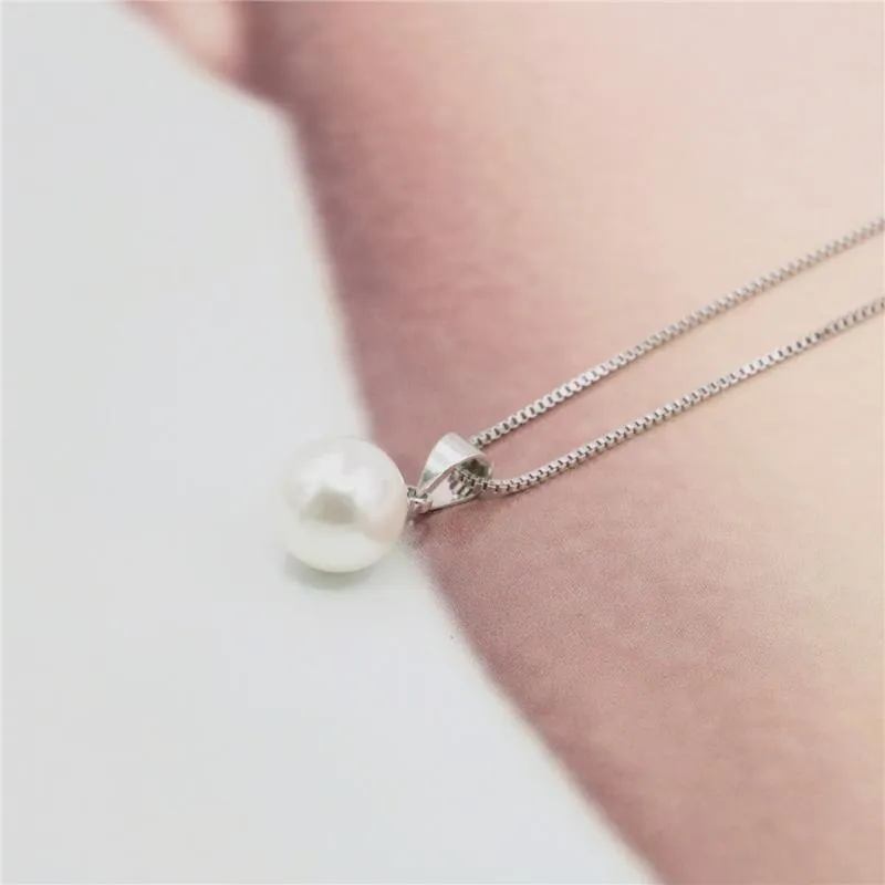 Pendentif Colliers Mode Style Simple Naturel Blanc Shell Perle Collier 10mm Perle Ronde Pierre Cadeau Accessoires Pour Femmes 18 pouces M345