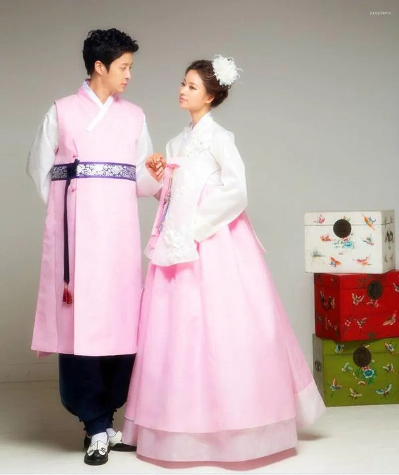 Vêtements ethniques Couple de luxe Hanbok Set Custom Made Korean National Bride Groom Wedding