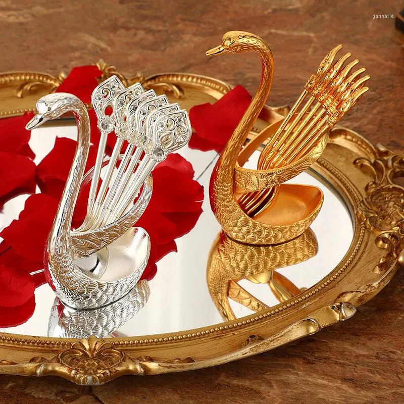 Set di posate Little Swan Cucchiaio Set Europeo Leggero Lusso Dessert Classico Creativo Carino