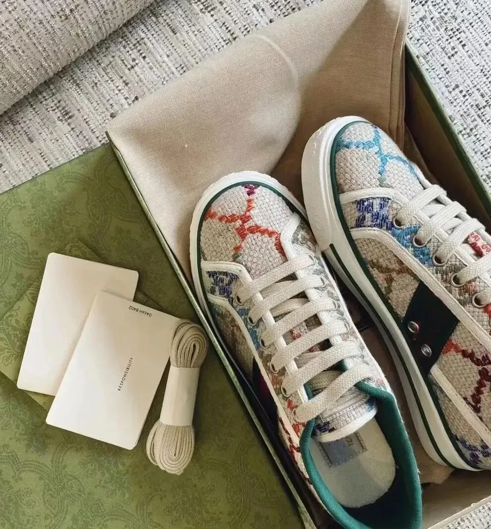 Luxury Brand Tennis 1 Sneakers Scarpe Donna Uomo Ricamo Patch