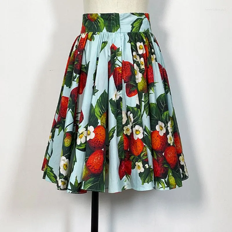 Etekler Janeyiren Moda Patkalı Sonbahar/Kış Kısa Kadın Yüksek Belli Çilek Çiçek Baskı Tatil Partisi Mini Elbise